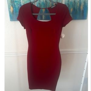 Fashion Nova midi burgundy dress size medium NWT